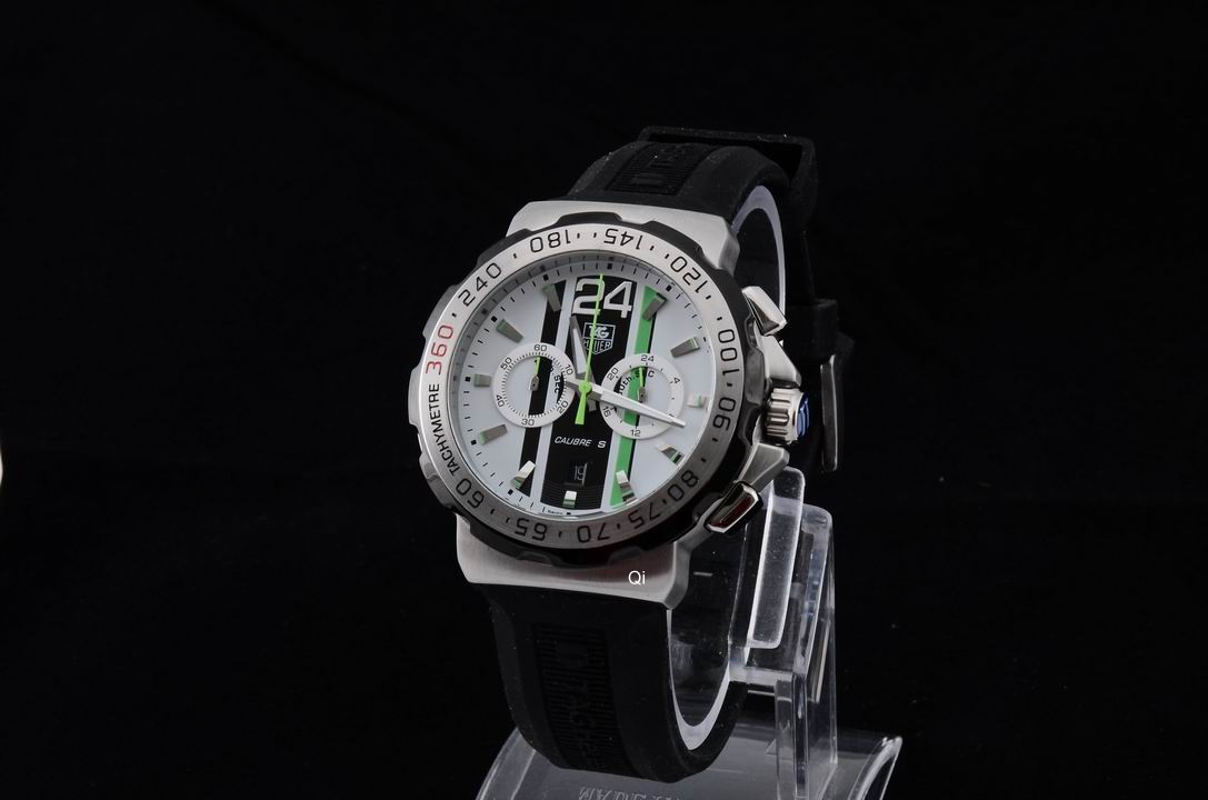TAG Heuer Watch 697